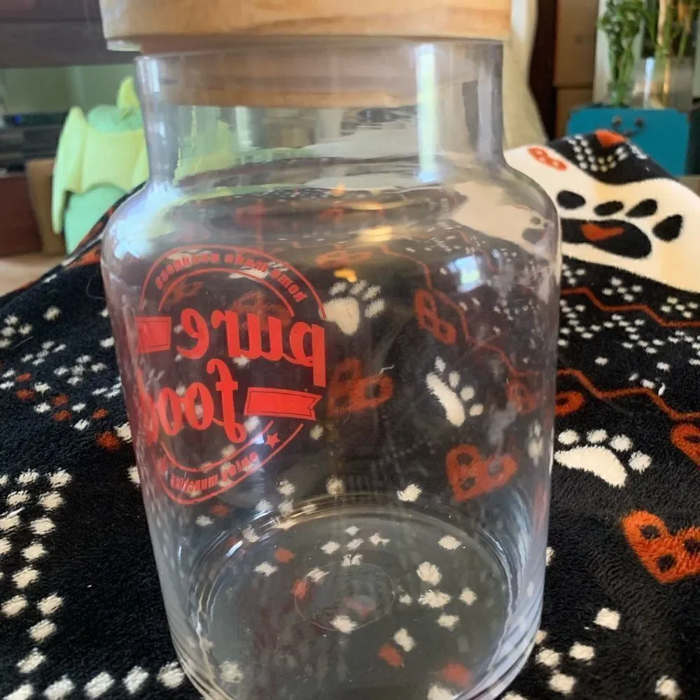 N/A glass jars